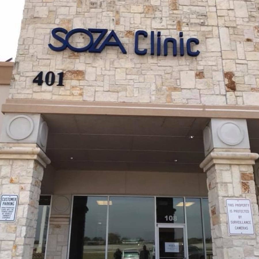 The Soza Clinic entrance and sign at the Richardson location